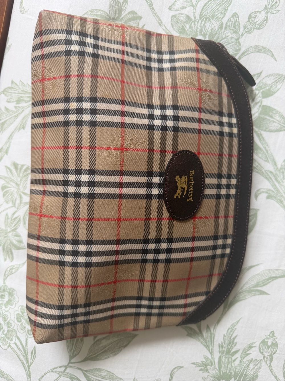 Burberry Nova Check Toiletry/Cosmetic Pouchett with COA